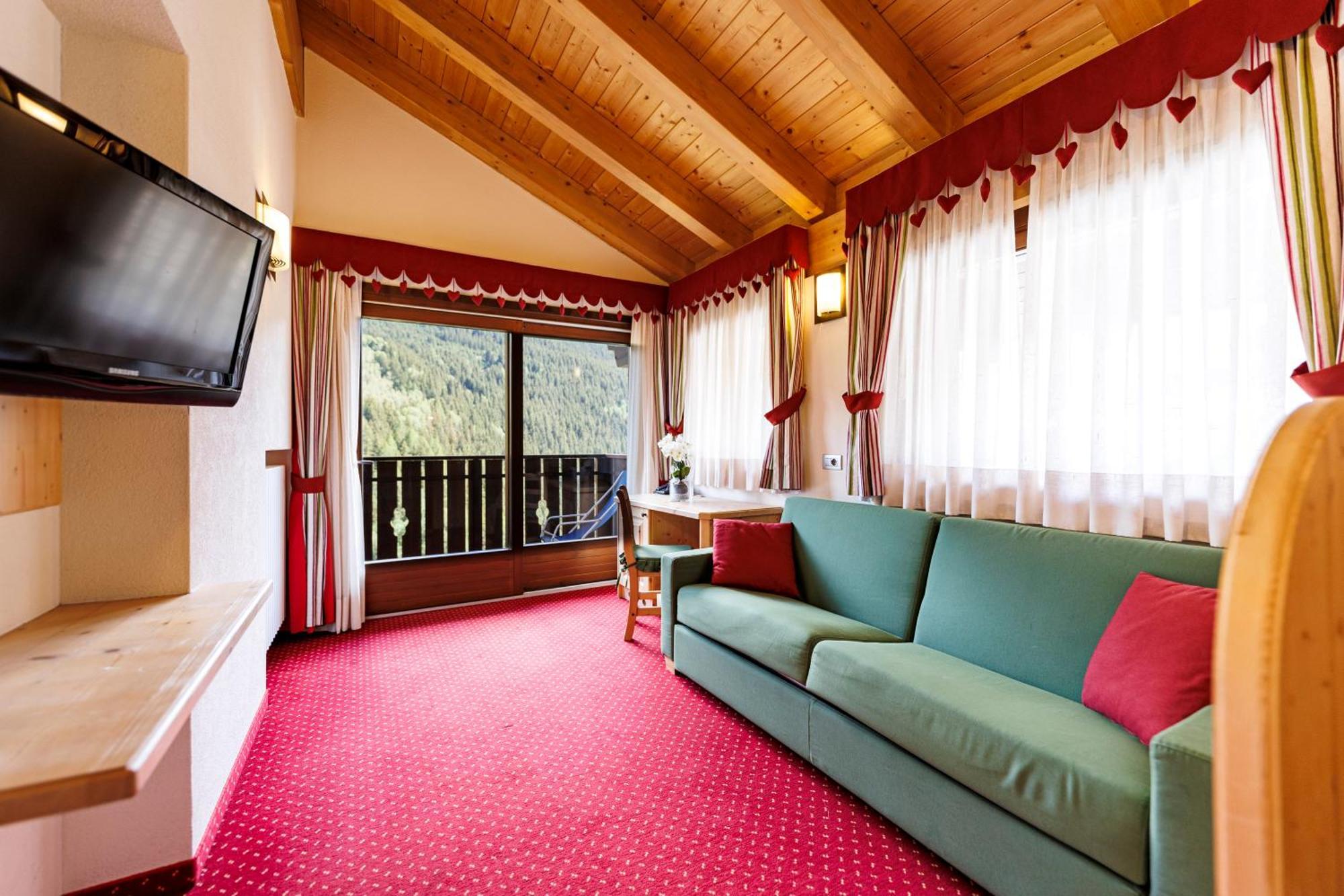 Hotel Miravalle Isolaccia Bilik gambar